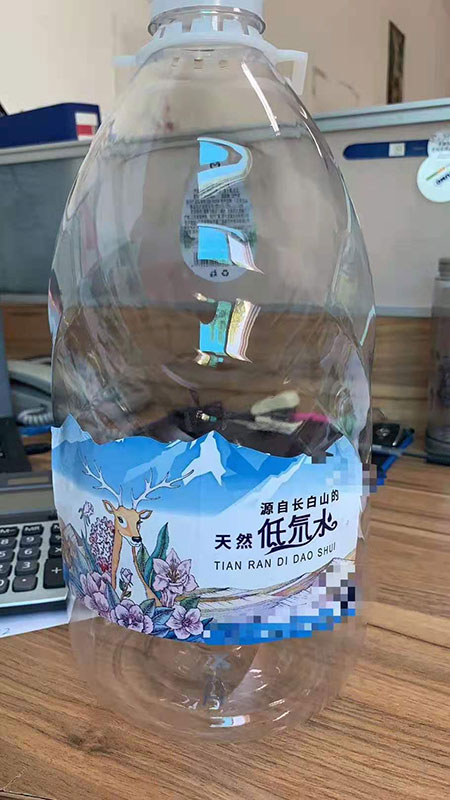 礦泉水標(biāo)簽材料生產(chǎn)廠家